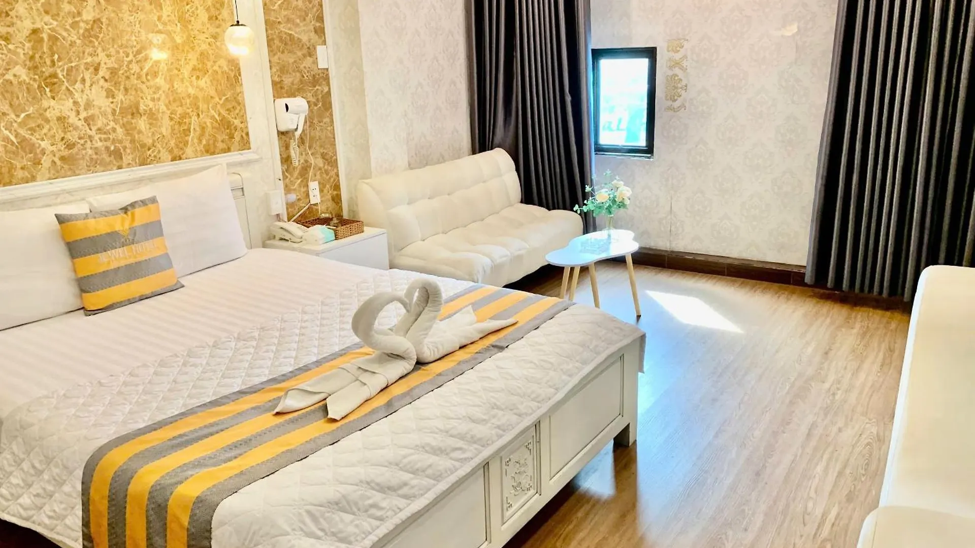 Jewel Hotel Ho Chi Minh City