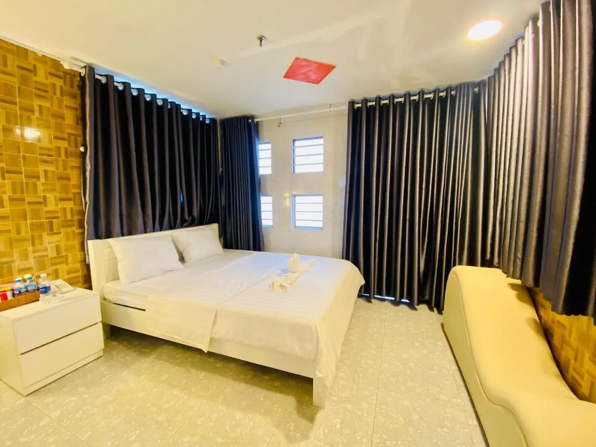 Jewel Hotel Ho Chi Minh City 0*,